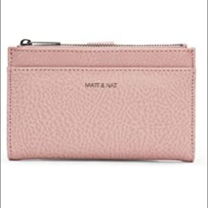 Matt & Nat Motiv Wallet - Small in Pebble